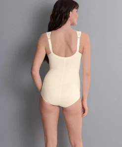 Body ecru