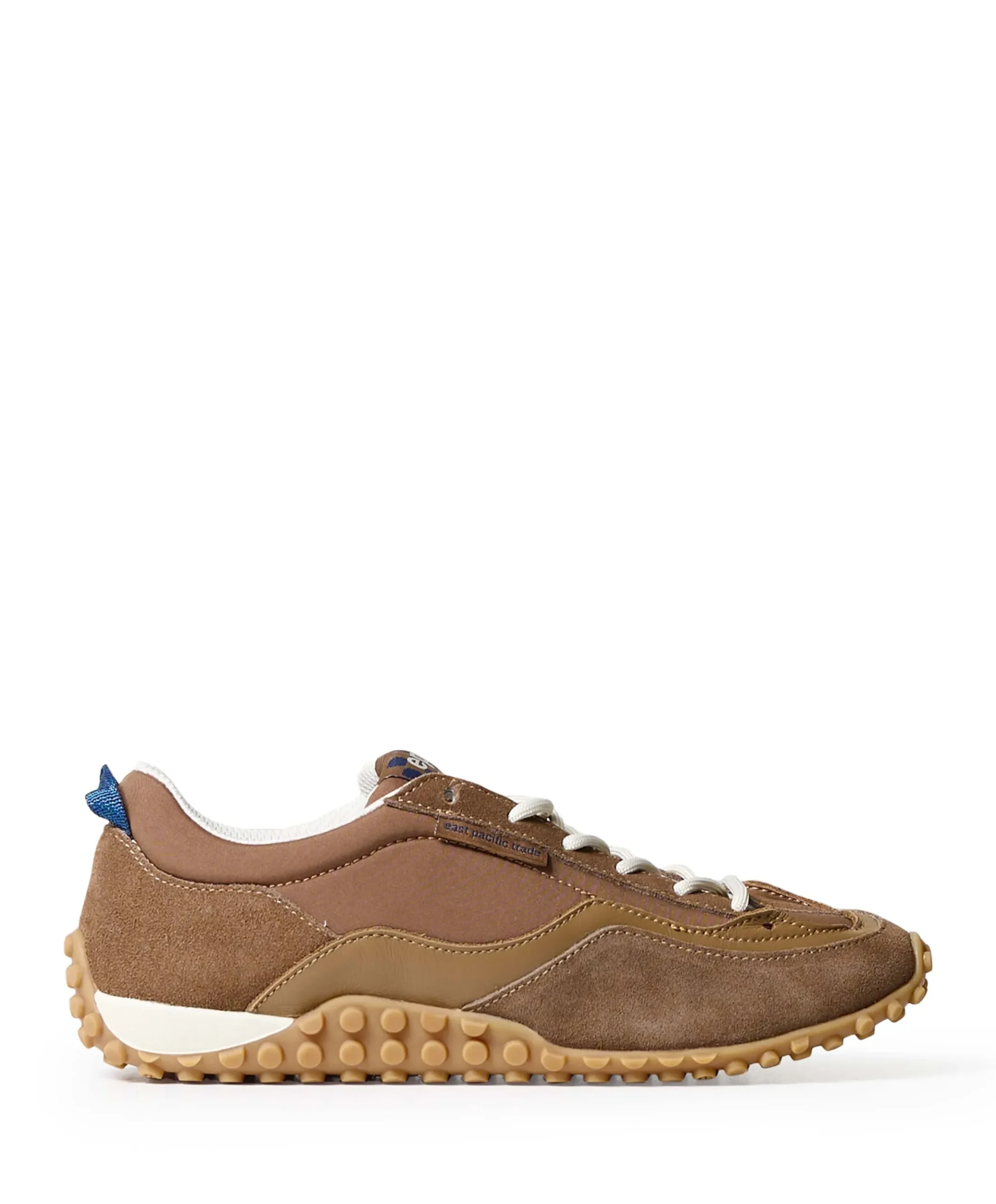 CHECKMATE DRIVER dames sneakers bruin