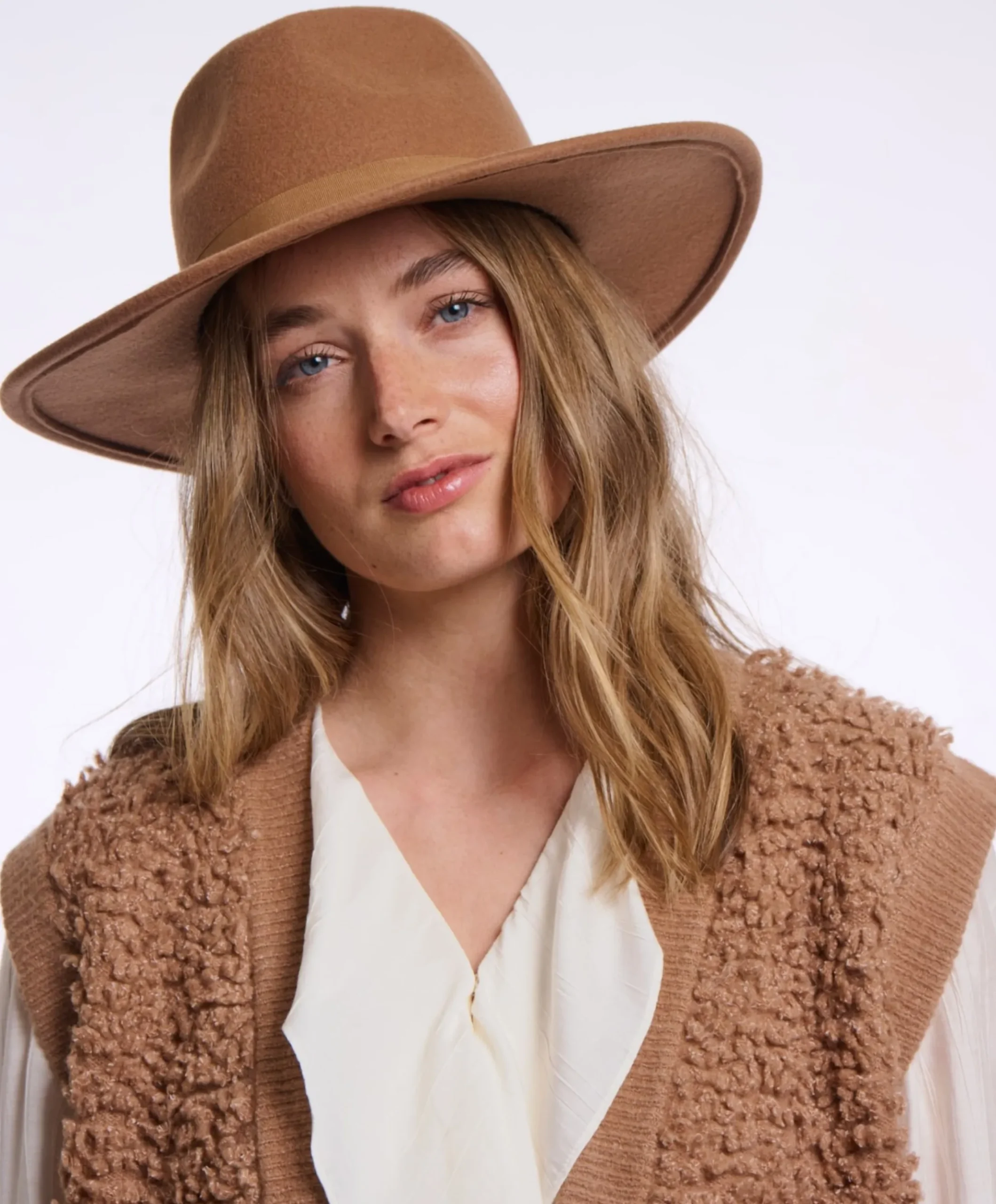 Dames hoed beige