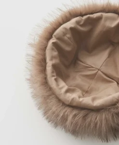 Dames hoofdaccessoire beige