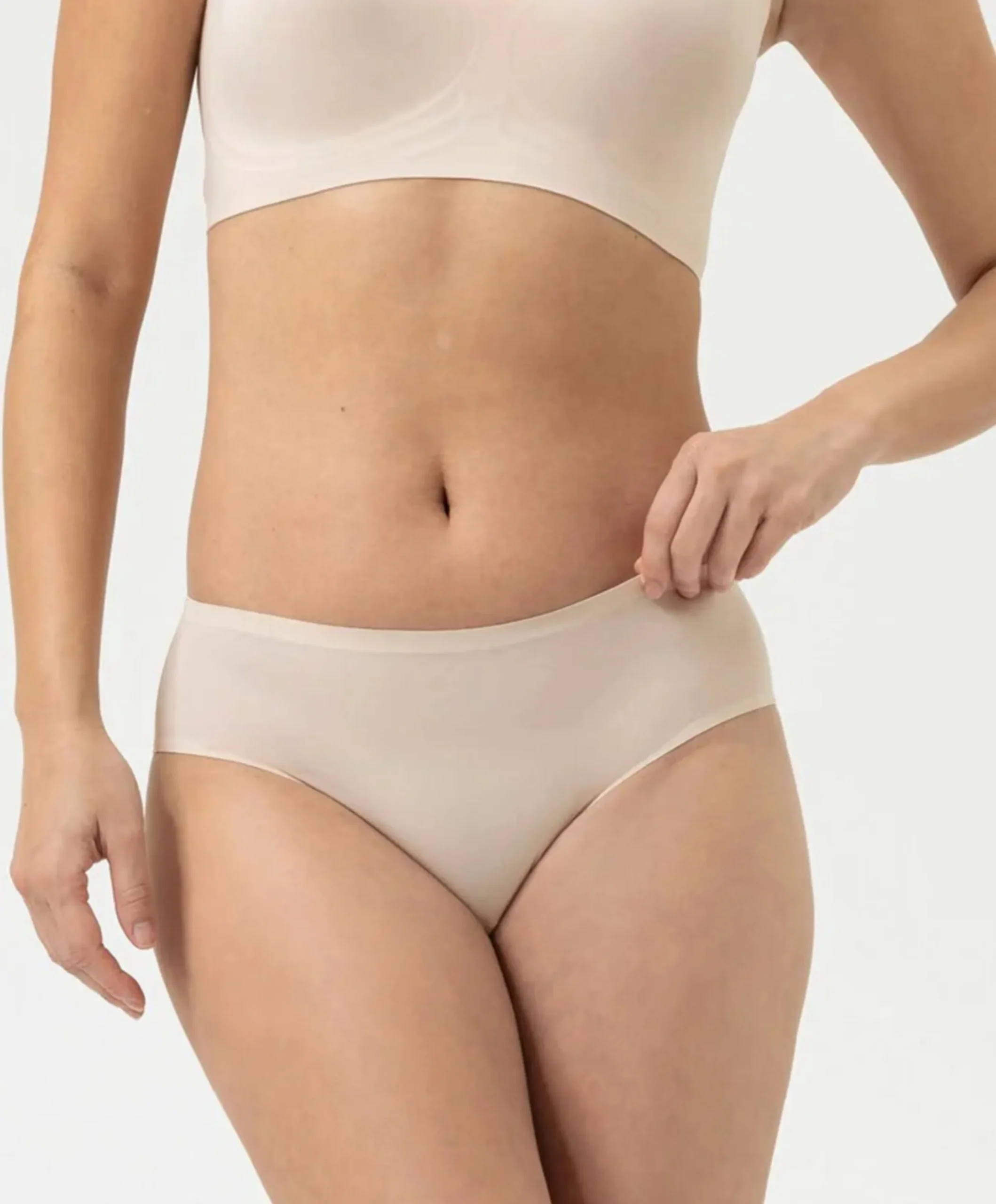 Dames slip beige