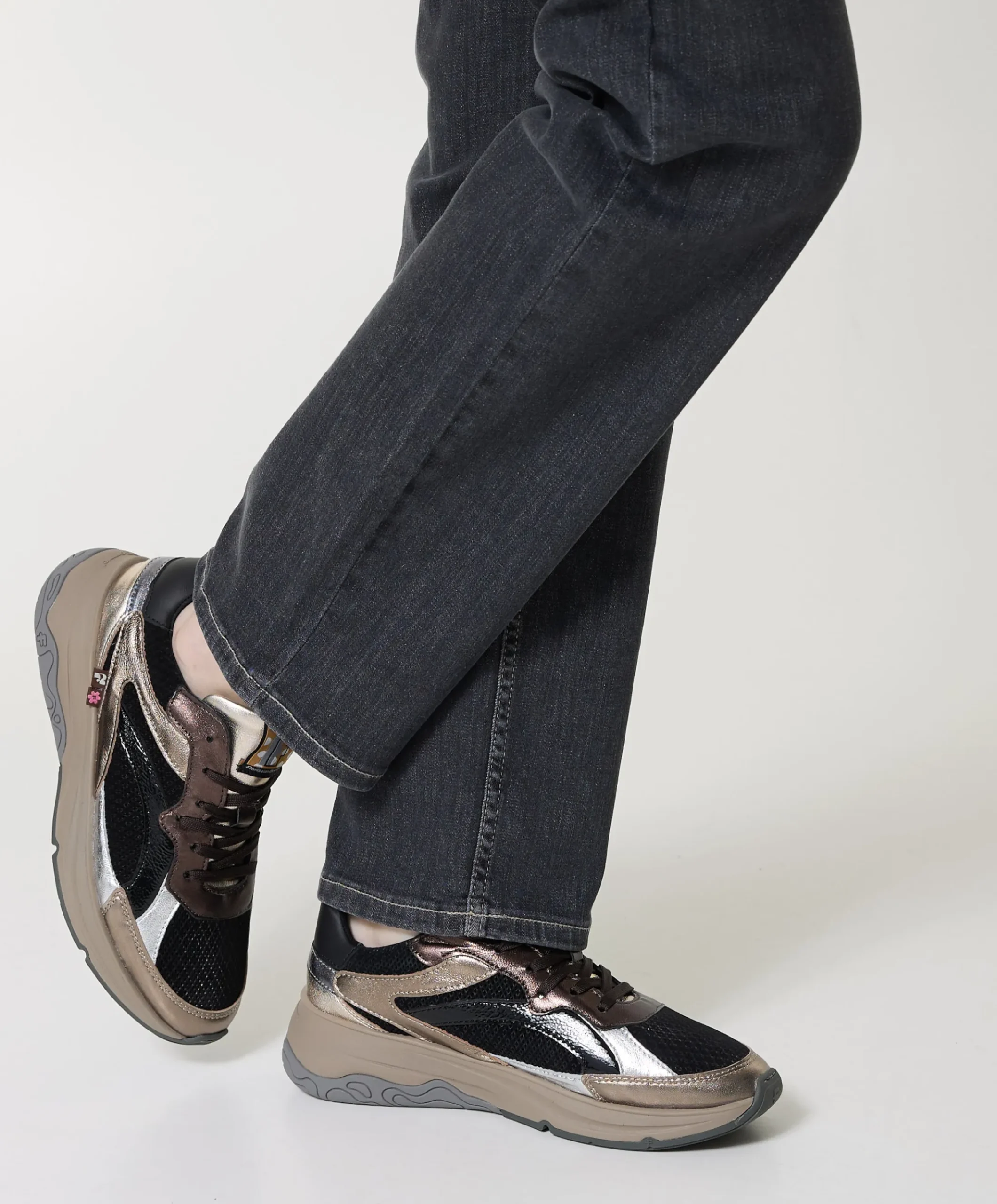 dames sneakers bruin