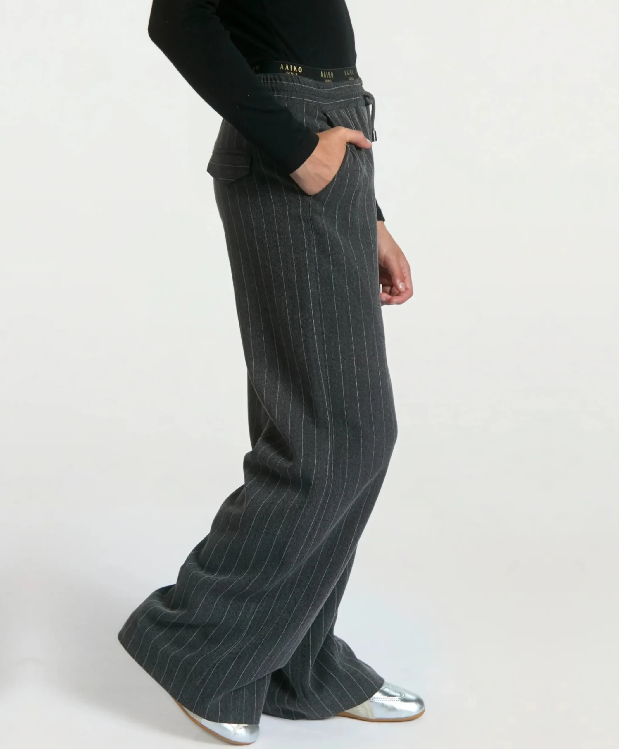 ESILA PINSTRIPE VIS 350 G meisjes pantalon grijs