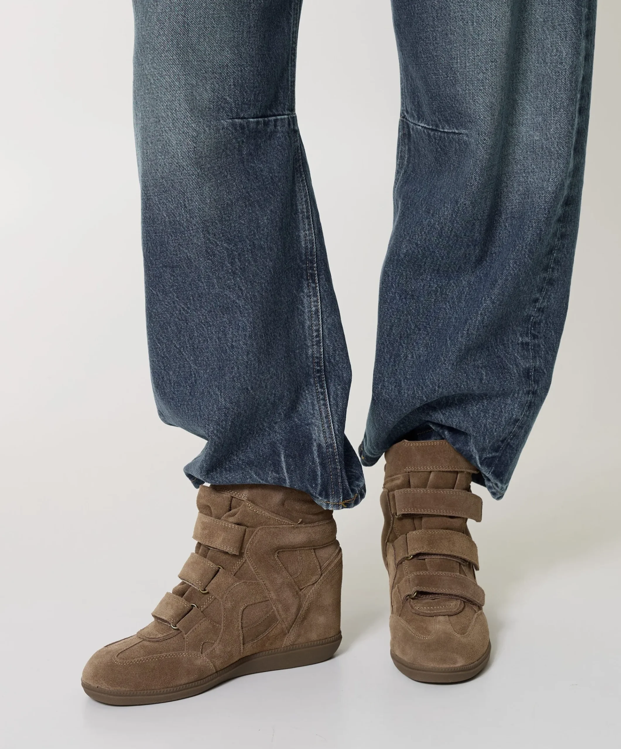 Isa dames enkellaarzen beige