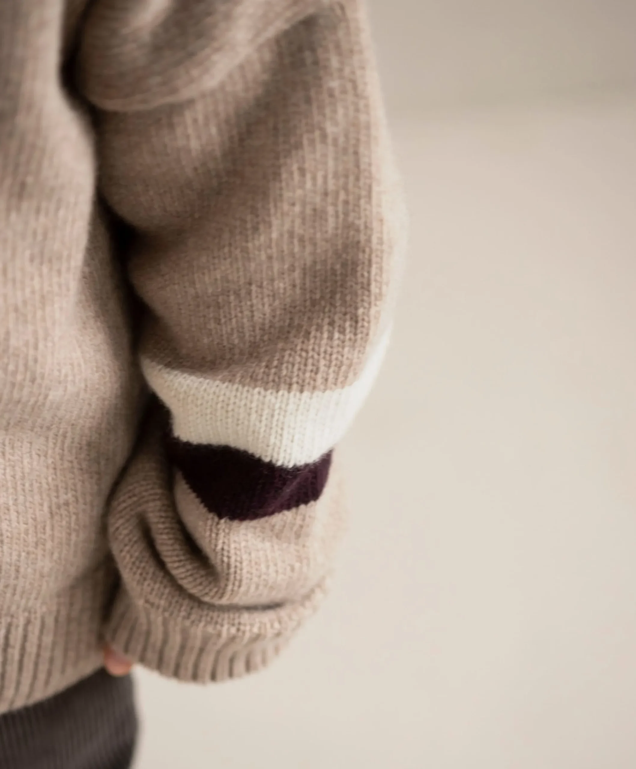 Jongens trui beige