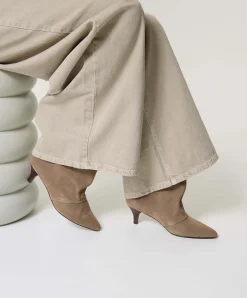 Maeve dames enkellaarzen beige