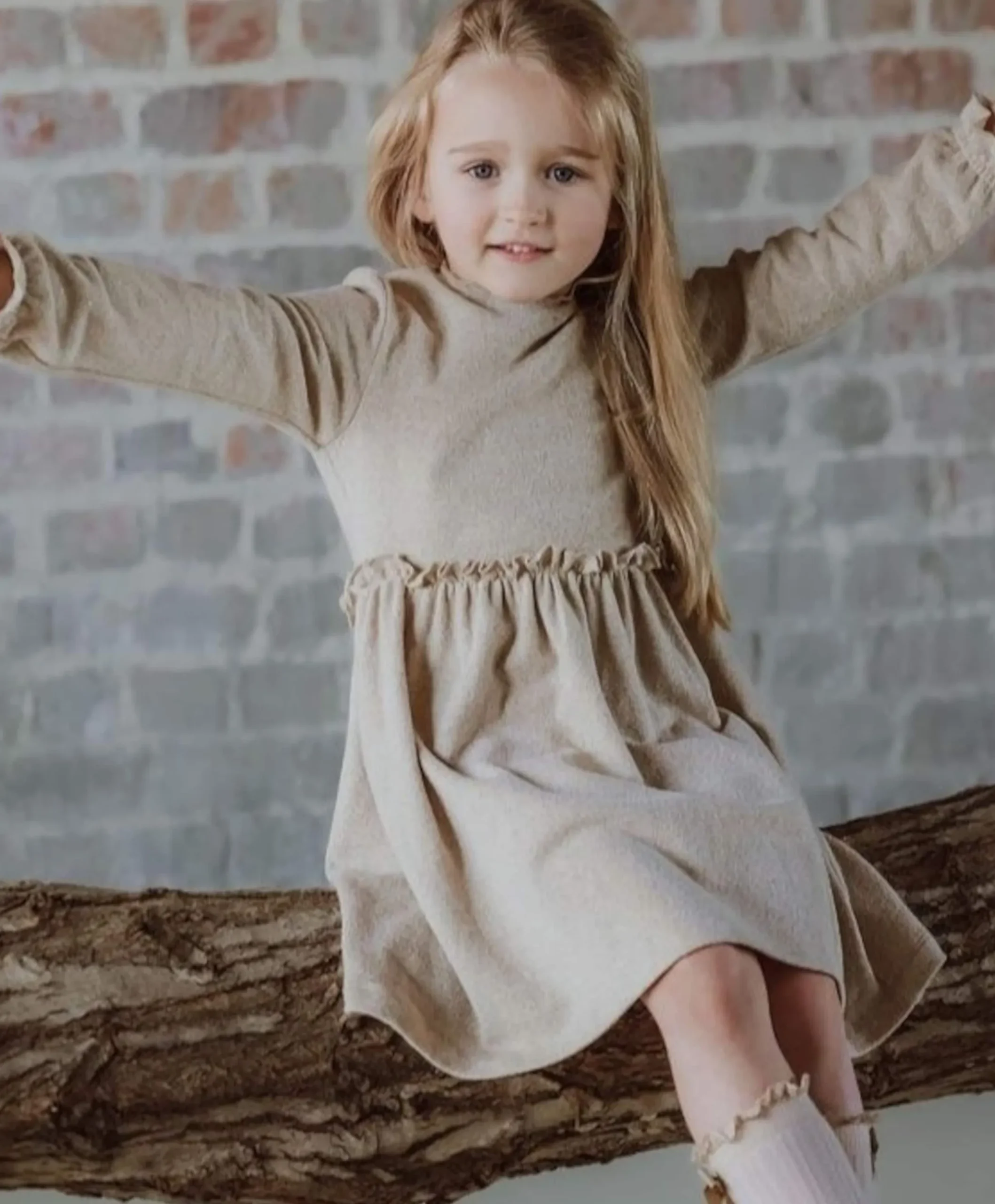 Meisjes jurk beige