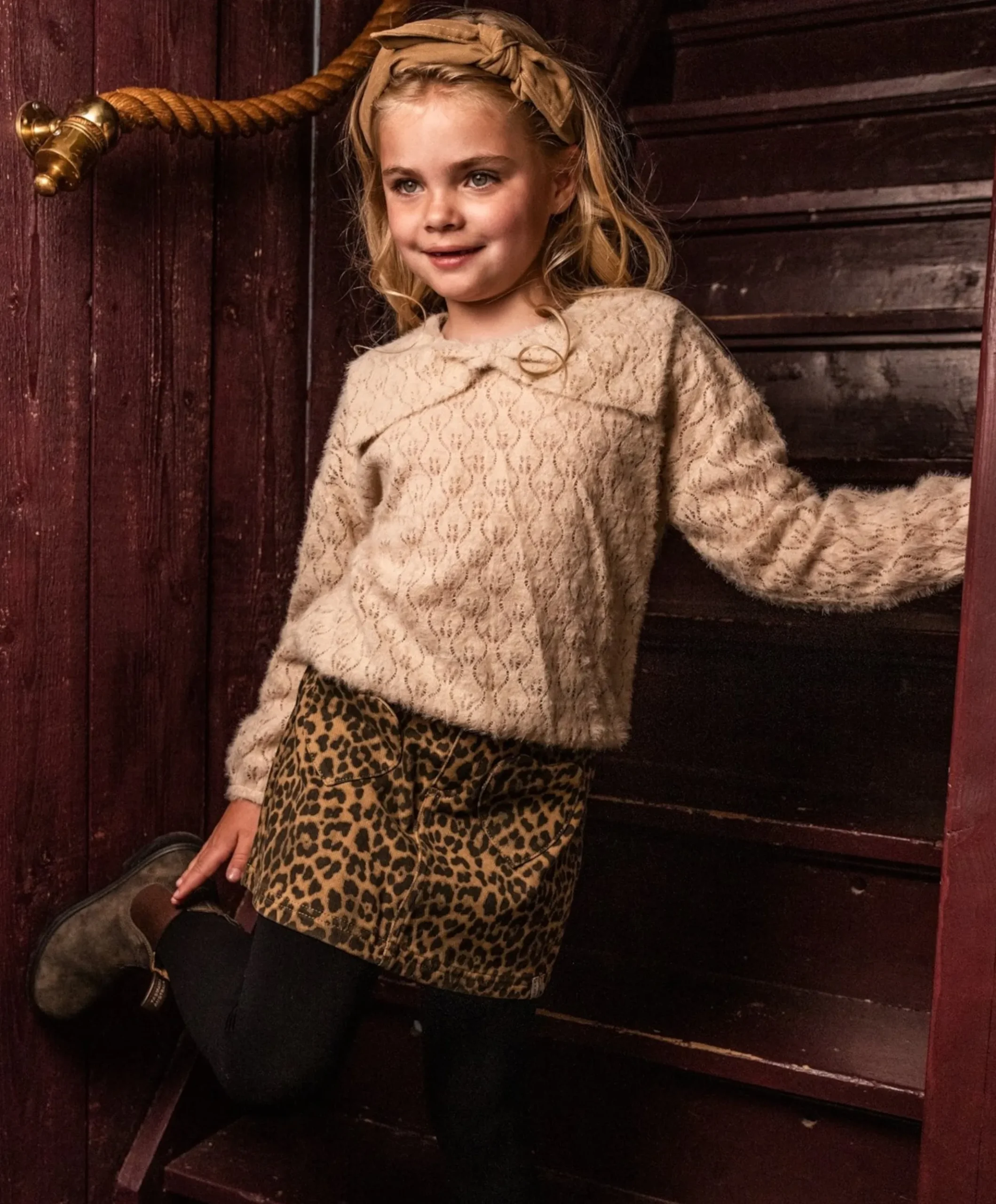 Meisjes trui beige