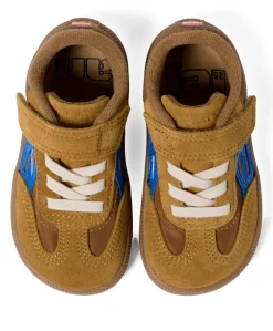 One uniseks sneakers bruin