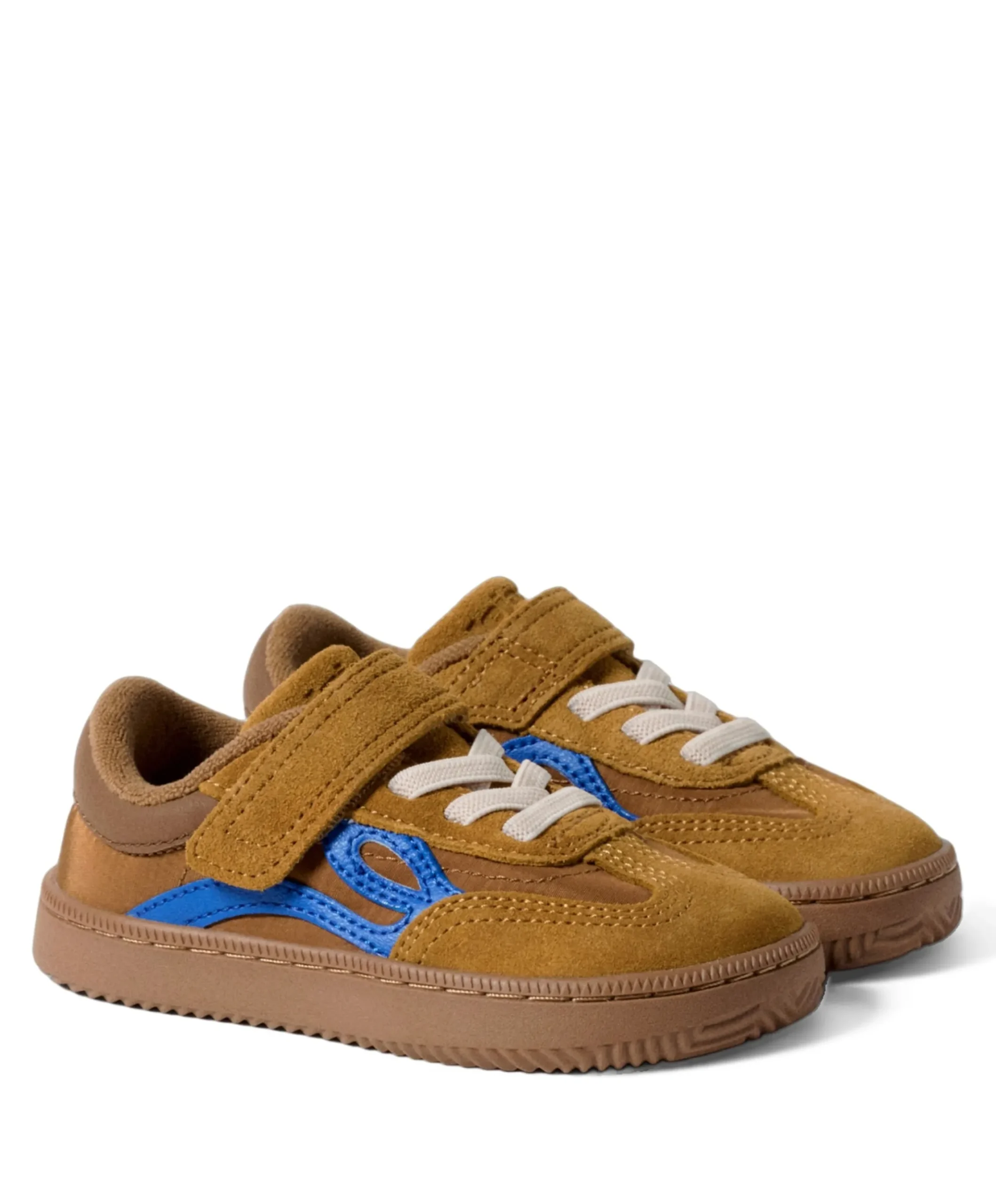 One uniseks sneakers bruin
