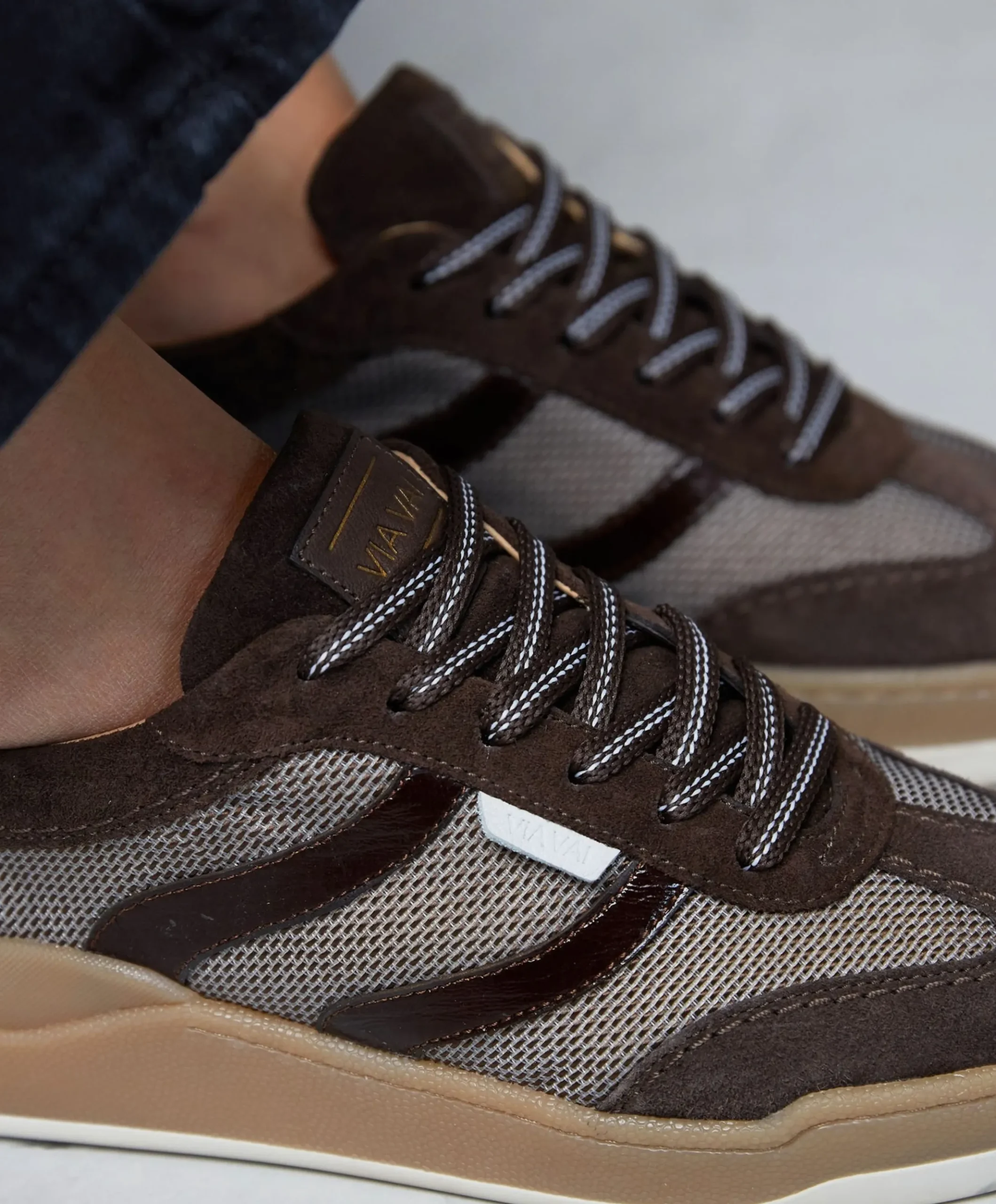 Sam Naomi dames sneakers bruin